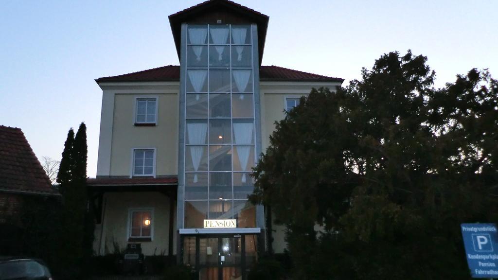 Pension Muhle Neuruppin Esterno foto