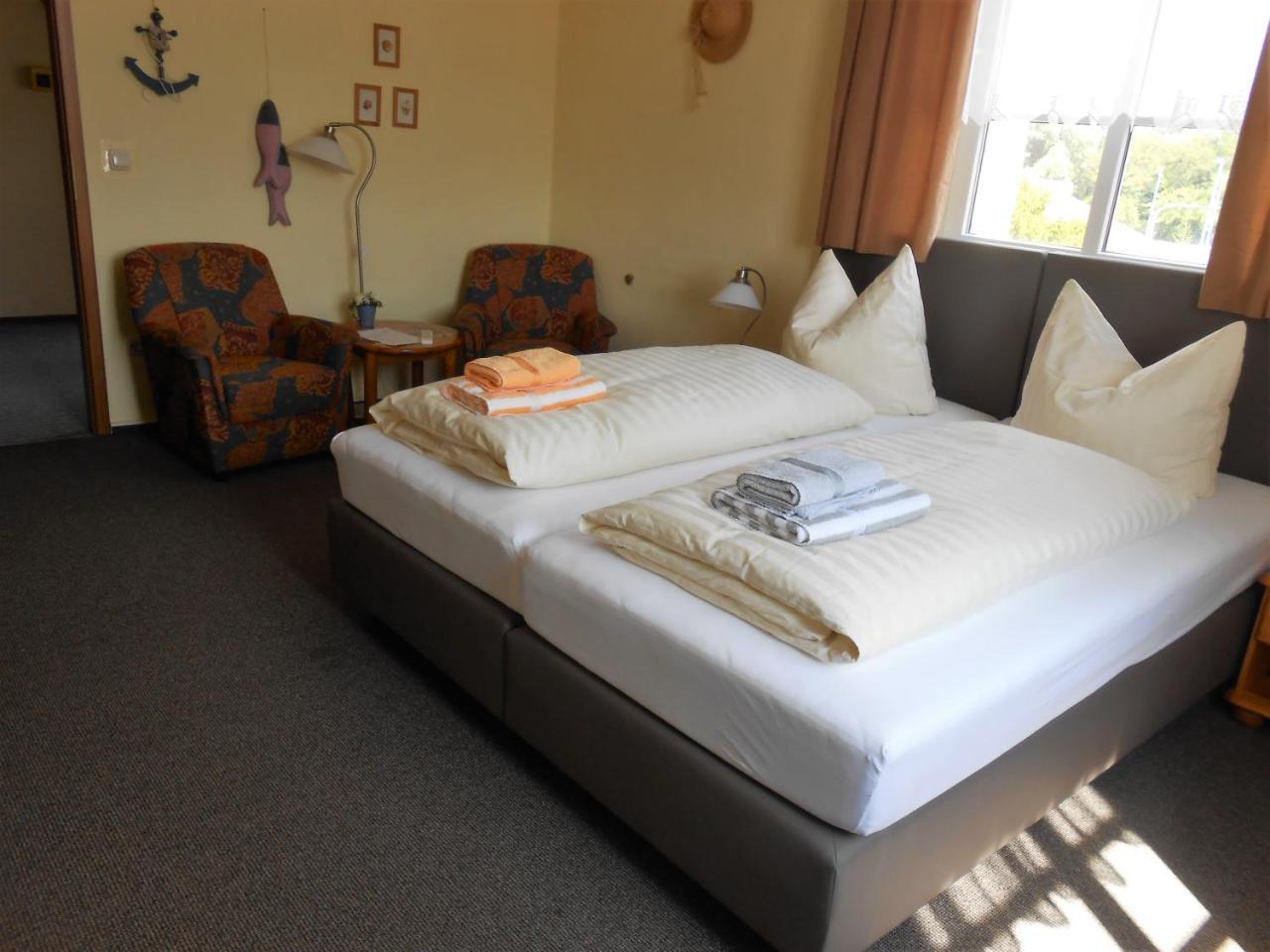 Pension Muhle Neuruppin Esterno foto